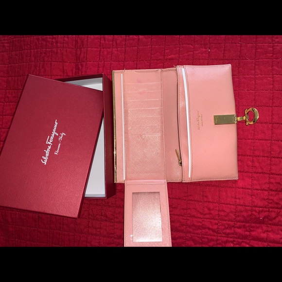 Salvatore Ferragamo long wallet in box - Picture 8 of 15